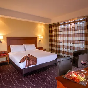 Hotel Capannelle, Roma